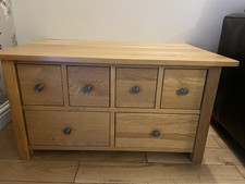 SOLID OAK CHEST / COFFEE TABLE