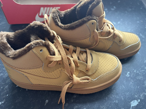 Nike court borough - nike,