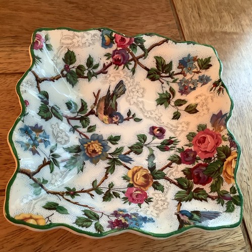 Small square plate bird - small,