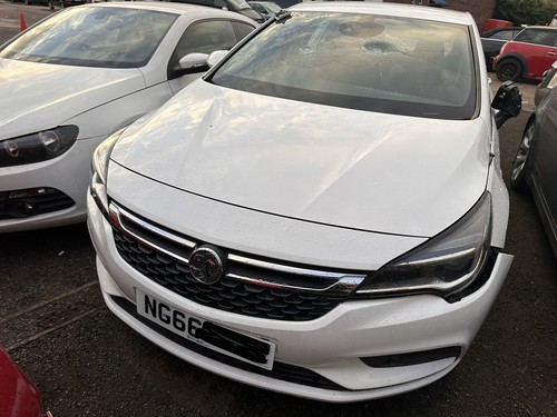 Vauxhall astra mk7 - vauxhall,