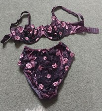 rigby and peller bra & knickers set. Brand New. Excellent Condition