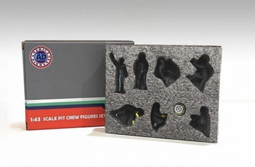 American diorama pit crew - pit,