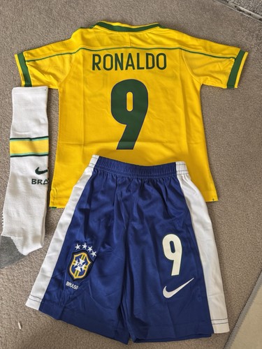 Brazil kids football kit age - kit,