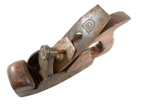 Old wood and metal - , infill