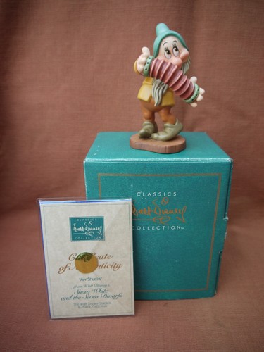 Walt disney classics - walt,