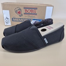 size 4.5 women's Skechers Bobs