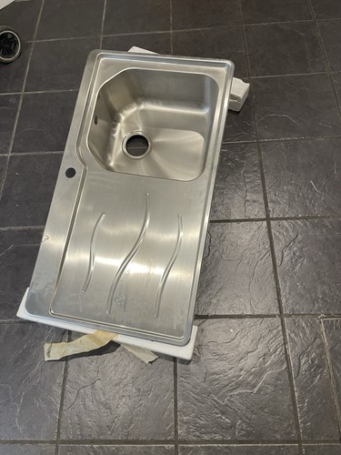 Carron phoenix sink maui - carron,
