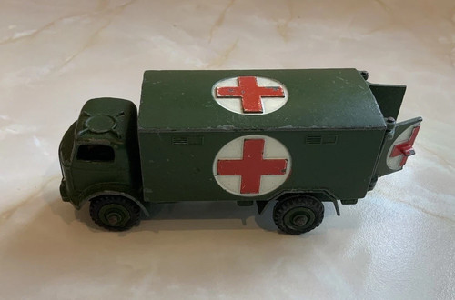 Dinky british army ambulance - dinky,