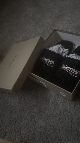 Balenciaga slides never worn - balenciaga,