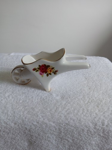 Beautiful vintage fine bone - vintage,