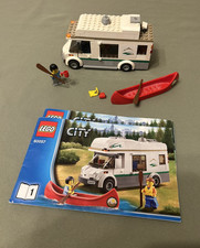 LEGO CITY: Camper Van (60057)