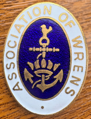Association wrens enamel - of,