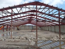 PPS2561 - 60m x 30m x 5.5m - 100 x 200 feet - Pre-used Portal Frame Building