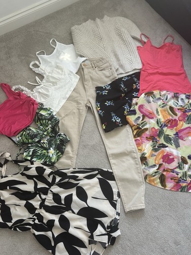 Women clothes bundle size - women’s,