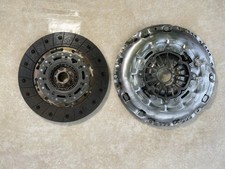 TOYOTA AVENSIS MK3 LUK CLUTCH KIT 3465533 31250-05210 T270 2.0D-4D 105KW (15-18)