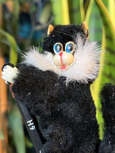 Novelty pen pencil hugger - novelty,