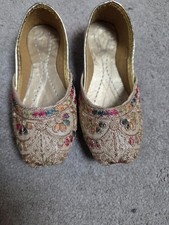 Gold Khussa Jutti Shoes Girls