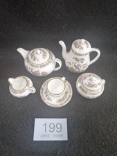 Wedgwood - Kutani Crane -