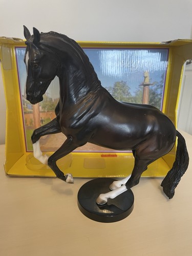 Breyer traditional model - traditional, horse