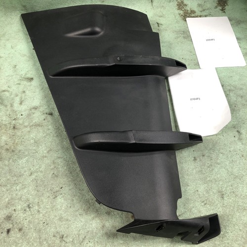 Man inner right cab spoiler - inner,