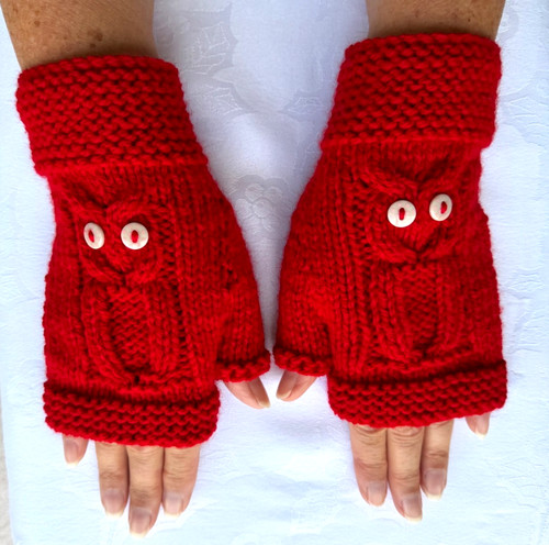 Owl hand knitted unisex funky - hand,