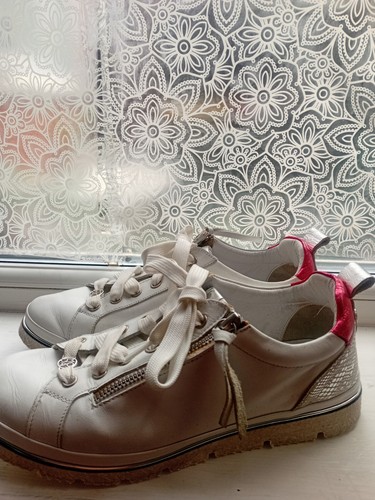 Moda pelle women - in,