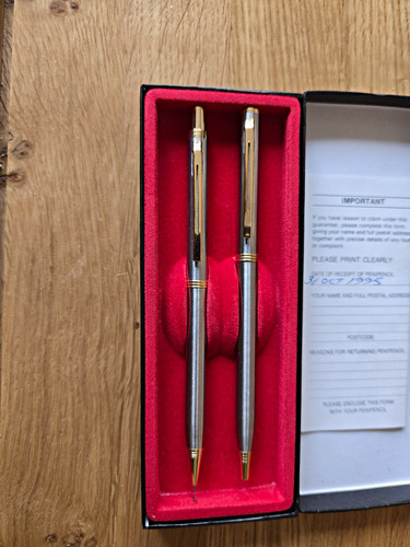 Cross metal pen propelling - &,