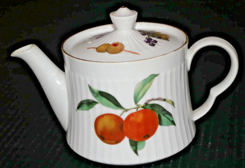 Royal worcester porcelain - royal,