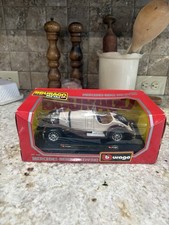 Bburago die cast model car - die,
