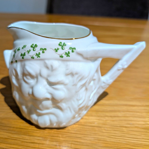 Royal tara bone china shamrock - royal,