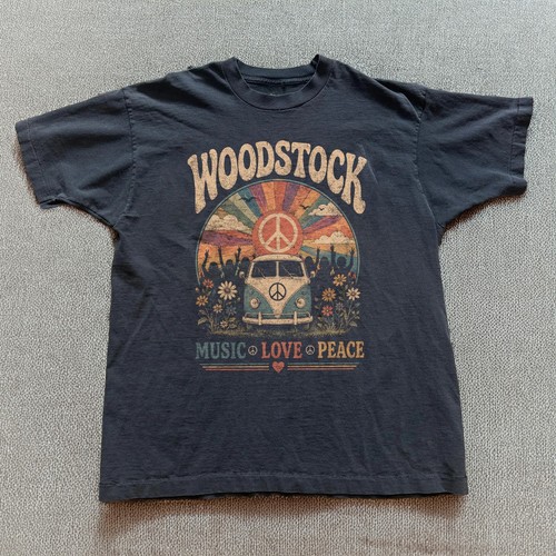 Hot woodstock hippie festival - woodstock,
