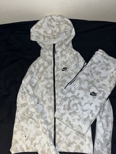 Nike Men's Tech Fleece