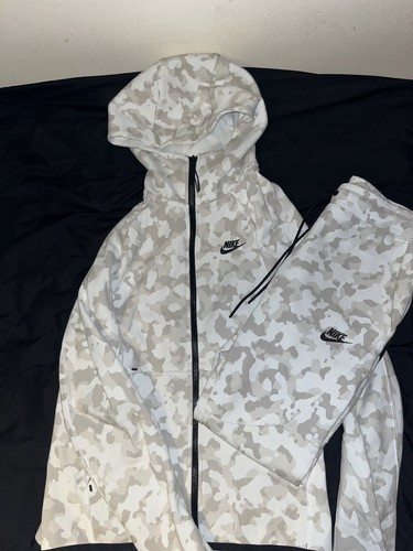 Nike men tech fleece - men's,