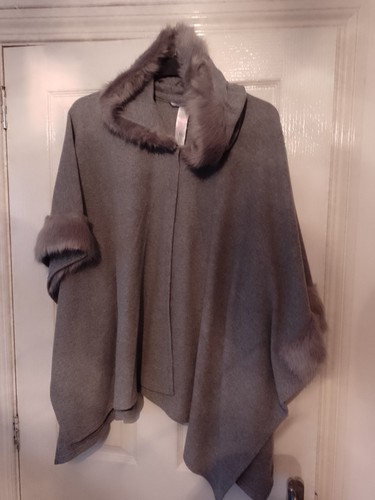 Womens grey hooded poncho - grey,