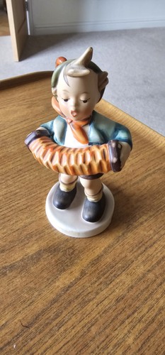 Hummel accordian boy - hummel, "accordian