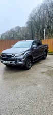 Toyota hilux invincible - toyota,