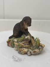 1995 Border Fine Arts "REFLECTION" OTTER FIGURINE (MTR02) Very Good Condition