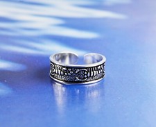Sterling  Silver  (925)   Adjustable  Scorpion  Toe  Ring !!       Brand  New !!