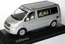 VERY RARE VW T5 7H TDI CALIFORNIA REFLEX SILVER 1:43 MINICHAMPS (DEALER MODEL)