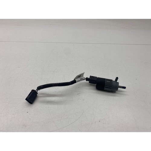 Ford focus headlight washer - ford,