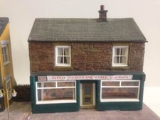 O Gauge Low Relief Shop / Plastic Kit / Scale Model Railway Building