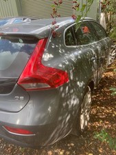 FOR BREAKING 2014 Volvo V40 D2