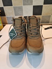 Clarks Wavewalk Women's Shoes