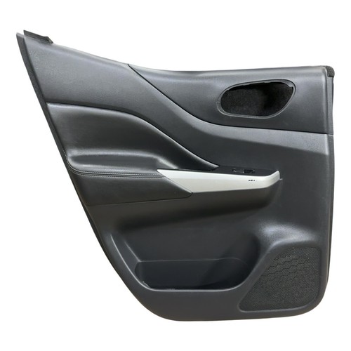 Nissan navara interior door - interior,