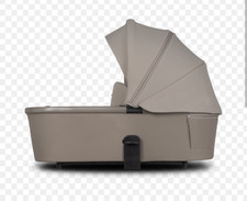 venicci upline 2 carrycot