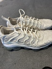 Nike White Vapourmax Plus Uk