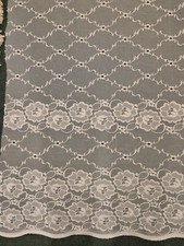 VINTAGE 3 x WHITE LACE CURTAIN