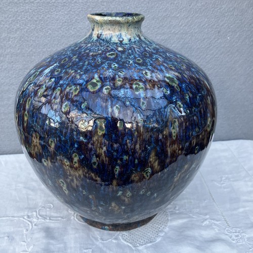Cobridge stoneware - (moorcroft),