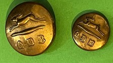 Vintage Pair of Hunt Buttons