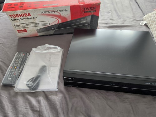 Toshiba dvr20kb vhs dvd - toshiba,